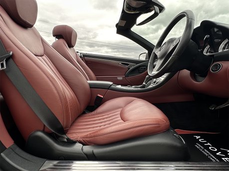 Mercedes-Benz SL Series SL350 34