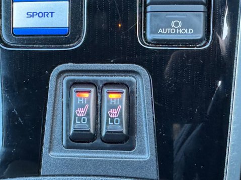 Mitsubishi Outlander 2.4h TwinMotor 13.8kWh Exceed Safety CVT 4WD Euro 6 (s/s) 5dr 25