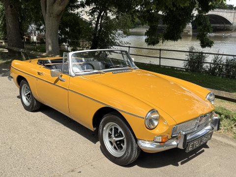 MG B ROADSTER 80