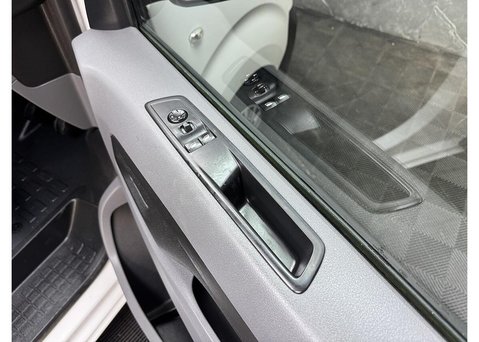 Vauxhall Vivaro 1.5 Turbo D 2700 Dynamic Panel Van 6dr Diesel Manual L1 H1 Euro 6 (s/s) (10 29