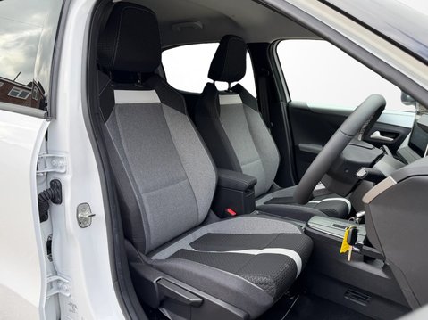 Vauxhall Frontera 83kW GS 44kWh 5dr Auto 18