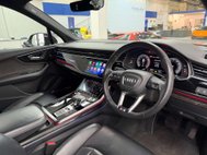 Audi Q7 3.0 TFSIe V6 55 Black Edition SUV 5dr Petrol Plug-in Hybrid Tiptronic quatt 24