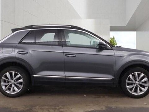 Volkswagen T-Roc 1.0 TSI Design Euro 6 (s/s) 5dr 9