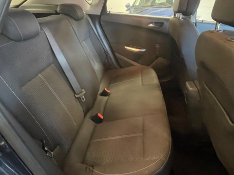 Vauxhall Astra 2.0 CDTi SRi Auto Euro 5 5dr 11