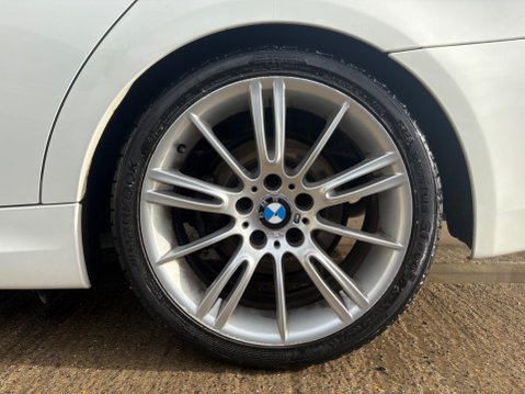 BMW 3 Series 2.0 320d M Sport Euro 5 4dr 27