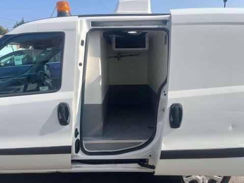 Fiat Doblo 1.2 Doblo 16V MultiJet II FRIDGE VAN 26