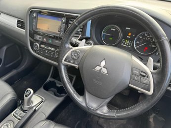 Mitsubishi Outlander 2.0h 12kWh GX4h CVT 4WD Euro 5 (s/s) 5dr
