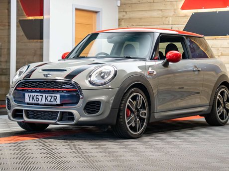Mini Hatch 2.0 John Cooper Works 3dr 1