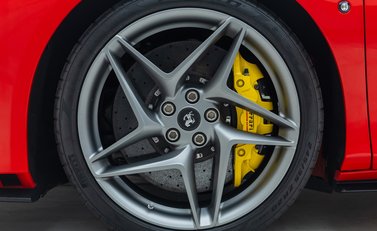 Ferrari F8 Tributo 30