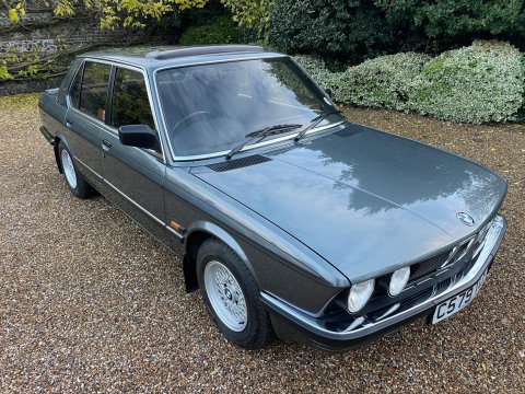 BMW 5 Series E28 518i Saloon 3