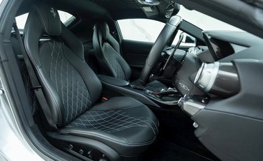 Ferrari 812 Superfast 10