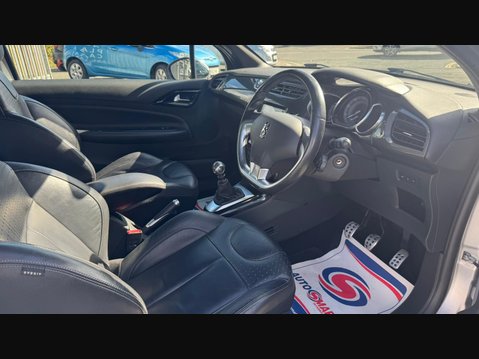 Citroen DS3 E-HDI AIRDREAM DSPORT PLUS 9