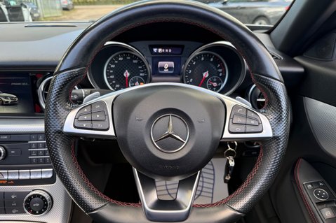 Mercedes-Benz SLC SLC 200 AMG LINE - AIRSCARF -9 MERCEDES SERVICES -HEATED SEATS -PAN ROOF 7