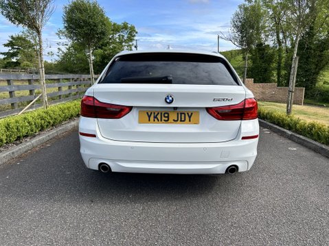 BMW 5 Series 520D SE 11