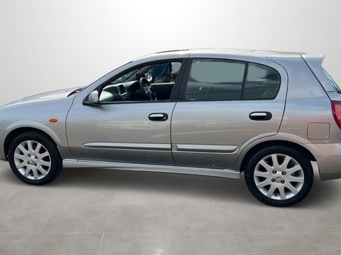 Nissan Almera 1.8 16v SXE 5dr 5