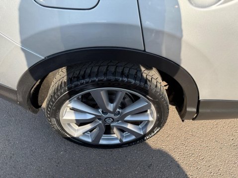 Nissan Qashqai 1.2 DIG-T Tekna XTRON 2WD Euro 6 (s/s) 5dr 12