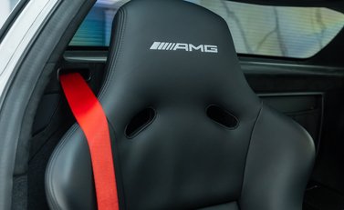 Mercedes-Benz SLS AMG GT 17