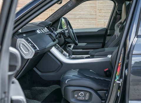 Land Rover Range Rover Sport 5.0 SVR 17