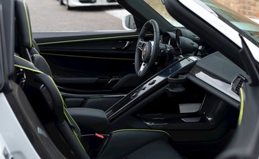 Porsche 918 Spyder 15