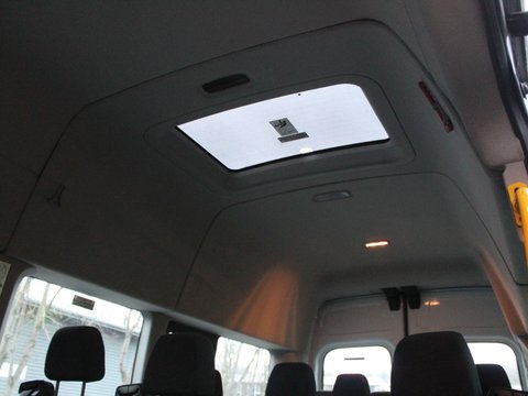 Ford Transit 2.2 TDCi 460 HDT L4 H3 4dr (18 seats) 30