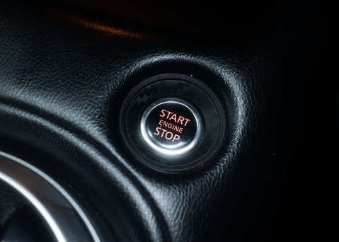 Nissan Juke 1.0 Juke N-Connecta DiG-T Semi-Auto 5dr 29