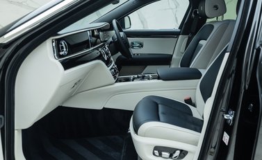 Rolls-Royce Ghost 24