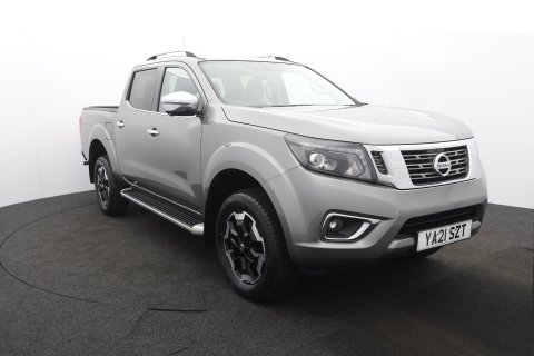 Nissan Navara Double Cab 2.3 dCi Tekna Pickup 4WD Euro 6 40