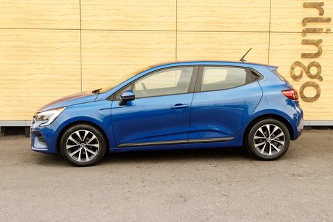 Renault Clio ICONIC TCE 13