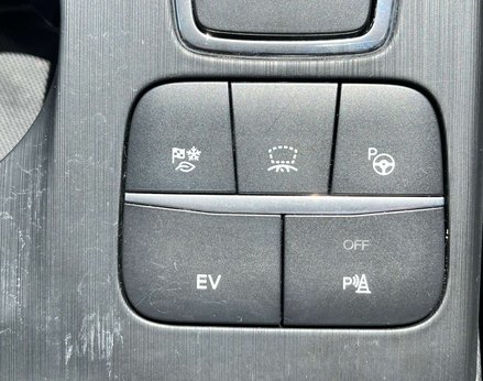 Ford Kuga 2.5 Kuga Vignale PHEV CVT 5dr 71