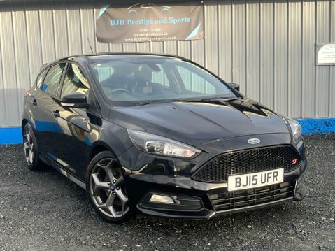 Ford Focus 2.0T EcoBoost ST-3 Euro 6 (s/s) 5dr 44