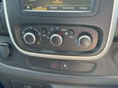 Renault Trafic AUTO SWB (SOLD MT) L1H1 Low Roof Sport SL29 Air Con Alloys E 32