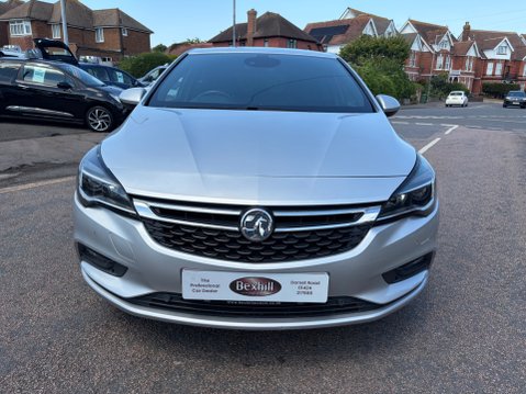 Vauxhall Astra 1.4T SRI NAV 9