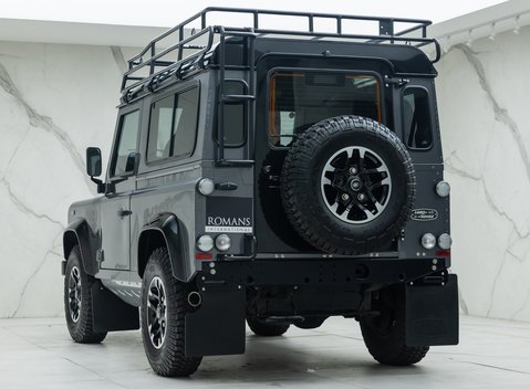 Land Rover Defender 90 ADVENTURE 10