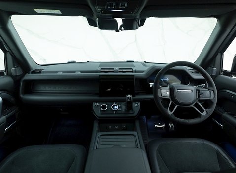 Land Rover Defender 110 V8 16