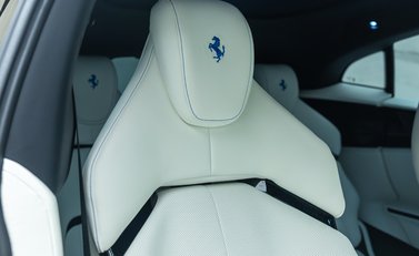 Ferrari Purosangue 15