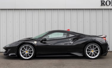 Ferrari 488 Pista 2