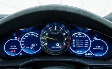 Porsche Cayenne Turbo GT 18