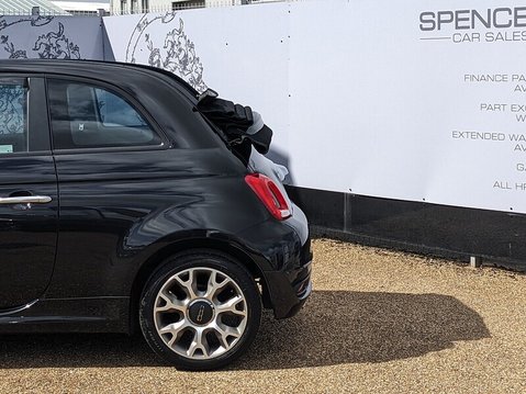 Fiat 500 C CONNECT MHEV 12