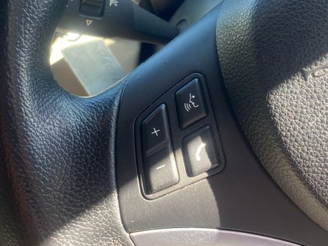 BMW 1 Series 2.0 118d SE Euro 5 2dr 9