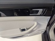 Porsche Panamera 2.9 Panamera 4 E-Hybrid Semi-Auto 4WD 5dr 51