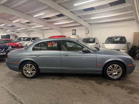 Jaguar S-Type 2.7D V6 4dr 7