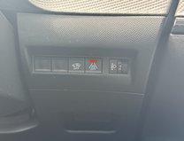Peugeot 2008 50kWh Allure SUV 5dr Electric Auto (136 ps) 18
