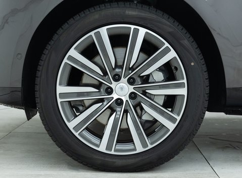 Land Rover Range Rover P460e SE 24