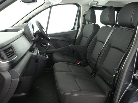 Renault Trafic LL30 Blue dCi 150 Extra MY26 Crew Van 10