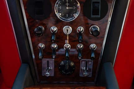 Jensen Interceptor FF 26