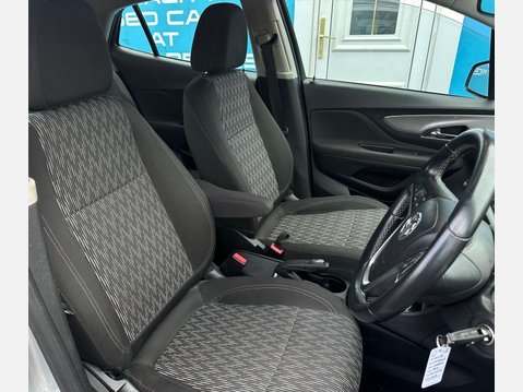 Vauxhall Mokka 1.6 CDTi Exclusiv SUV 5dr Diesel Manual 2WD Euro 6 (s/s) (136 ps) 9