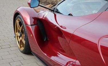 Ferrari LaFerrari 13