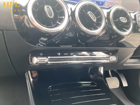 Mercedes-Benz A Class 1.3 A180h MHEV Sport (Executive) Hatchback 5dr Petrol Hybrid 7G-DCT Euro 6 18