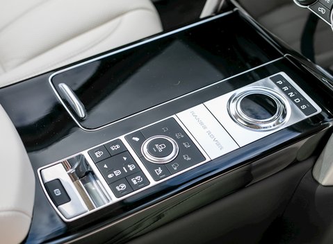 Land Rover Range Rover 4.4 SDV8 Autobiography 21