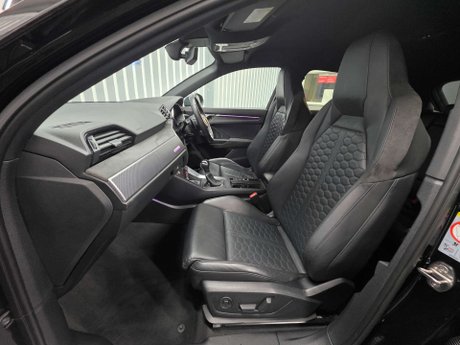 Audi RS Q3 2.5 TFSI SUV 5dr Petrol S Tronic quattro Euro 6 (s/s) (400 ps) 6